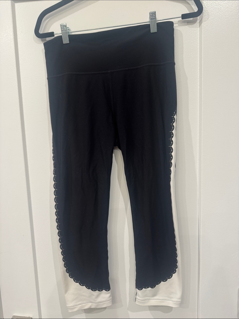 Athleta Two-Tone Black and White Leggings with Scallop Trim
